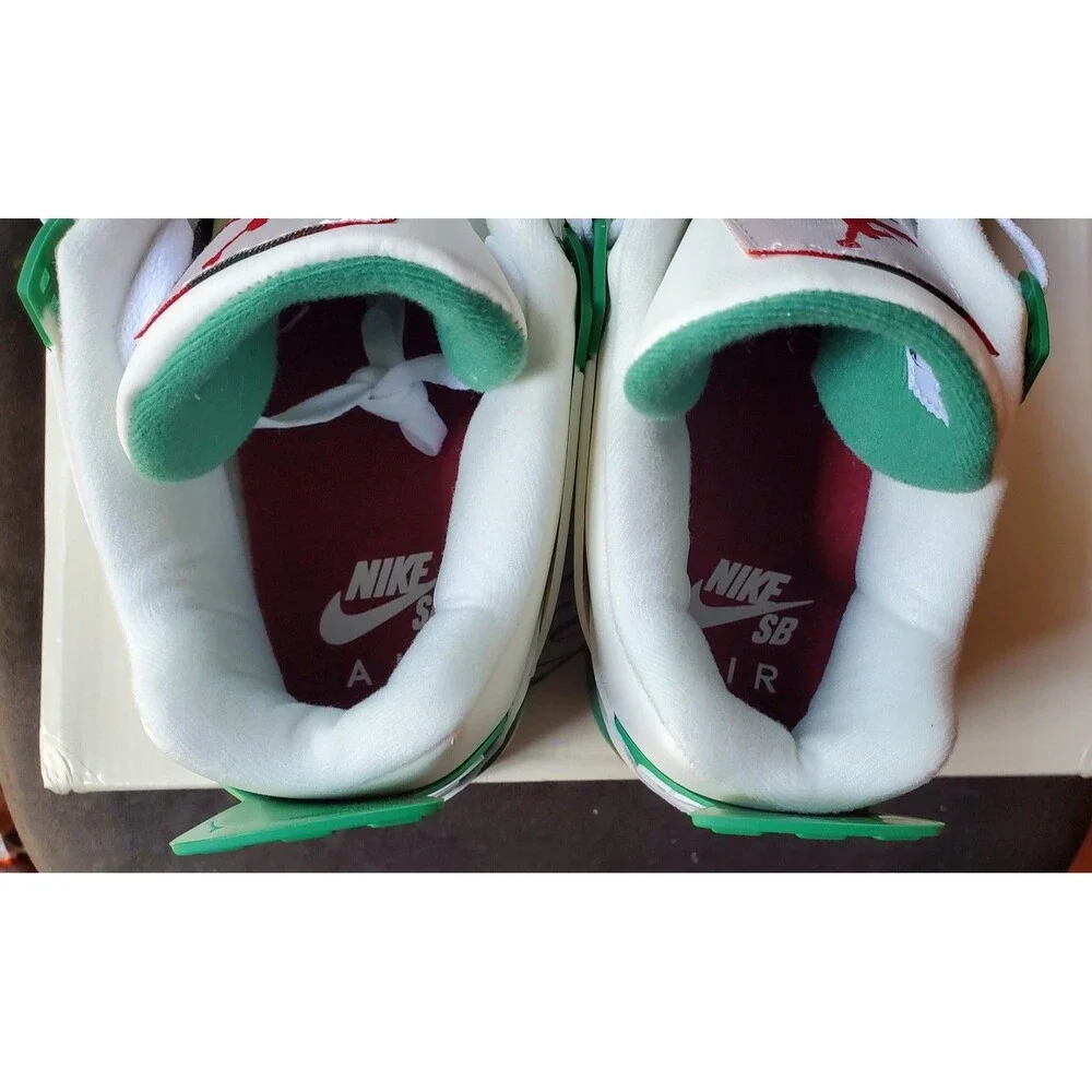 Nike SB x Air Jordan 4 Retro Pine Green. Size 12